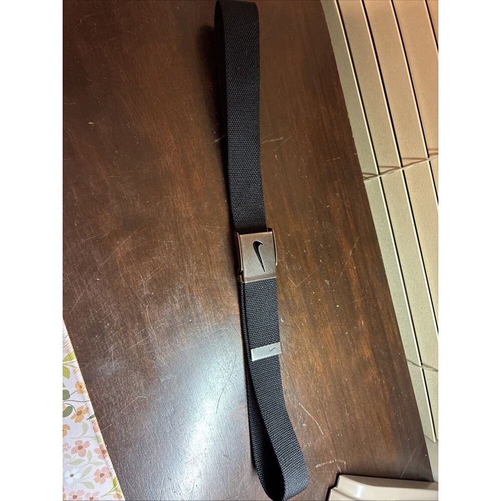 Nike Reversible Belt w/ Bottle Opener Buckle, Blk/Gry, Sizes To 46” Golf